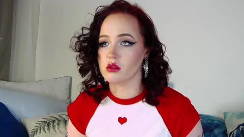 Snapshot of irinaart chatting on December 2024 04:04:02 PM Irina online show from December 2024 04:04:02 PM