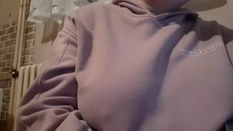 IrinnaK online show from February 2025 03:42:02 PM