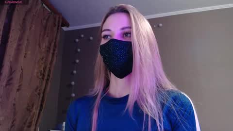 Lily online show from October 2025 04:52:01 PM