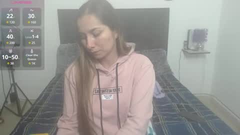 Snapshot of iris_love18 chatting on February 2025 01:46:02 AM IRIS online show from February 2025 01:46:02 AM