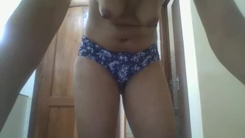 iris_love2 online show from March 2026 11:28:02 AM