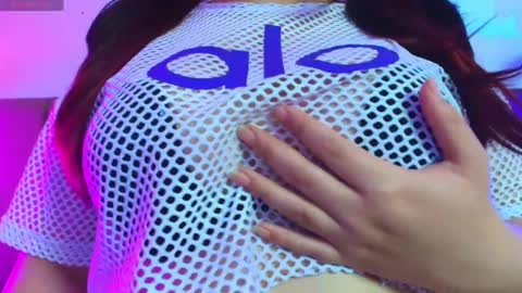 Snapshot of iris_roses chatting on May 2026 08:25:01 PM iris_roses online show from May 2026 08:25:01 PM