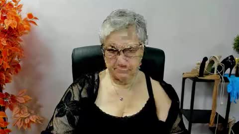 Snapshot of iris_xdesire chatting on October 2025 07:23:02 AM I R I S online show from October 2025 07:23:02 AM