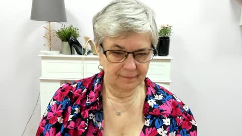 I R I S online show from April 2026 06:14:01 AM