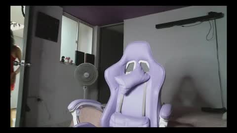 Camilla online show from September 2025 02:51:02 PM