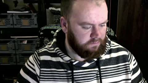 twitter theirishman205 online show from December 2024 05:10:02 PM