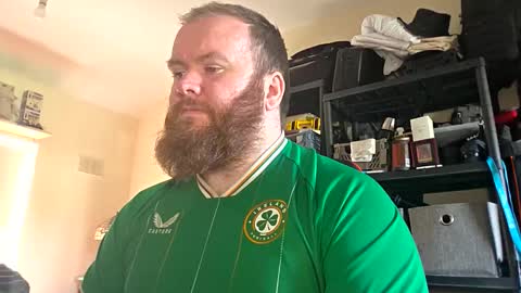 twitter theirishman205 online show from October 2025 11:47:01 AM