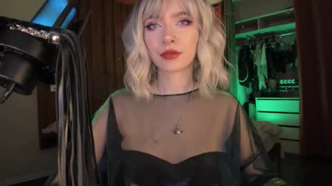 Miss Iris Fansly Miss Iris new inst.  online show from January 2026 09:07:02 PM