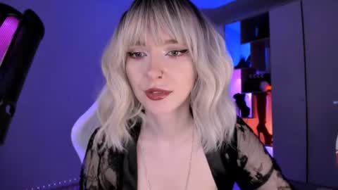 Miss Iris Fansly Miss Iris new inst.  online show from July 2026 05:22:02 PM
