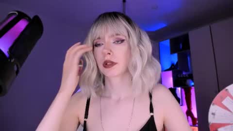 Miss Iris Fansly Miss Iris new inst.  online show from July 2026 04:47:01 PM