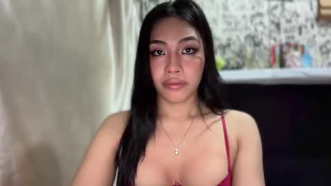 iriss_fox online show from November 2025 12:02:01 AM