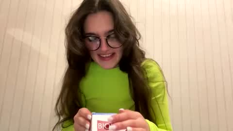 irisss31 online show from March 2025 07:06:02 PM