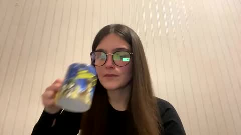 irisss31 online show from March 2025 05:03:02 PM