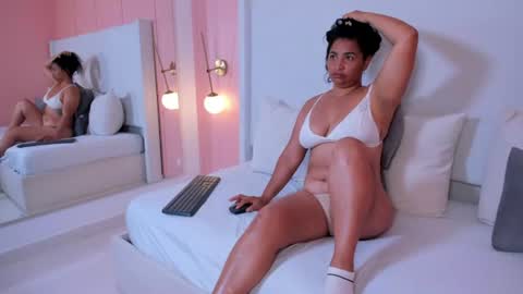 Snapshot of irlys_naia chatting on July 2026 12:22:02 PM Irlys Naia online show from July 2026 12:22:02 PM