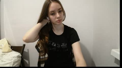 Snapshot of irma_b2004 chatting on April 2026 08:39:02 PM irma_b2004 online show from April 2026 08:39:02 PM