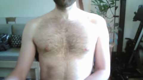 Snapshot of irndke chatting on December 2025 07:37:01 AM Irndke online show from December 2025 07:37:01 AM