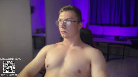 Iron online show from November 2025 06:53:01 PM