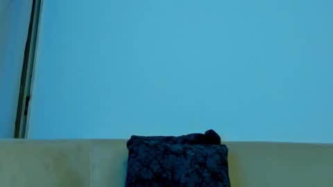 Iron online show from October 2025 12:14:01 AM