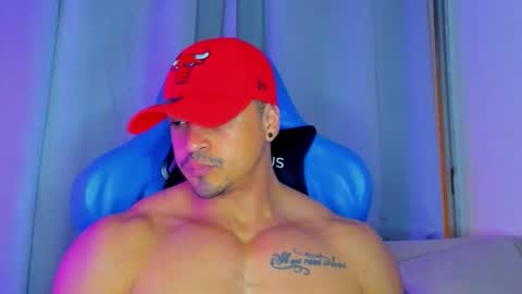 Iron online show from November 2025 06:24:01 AM