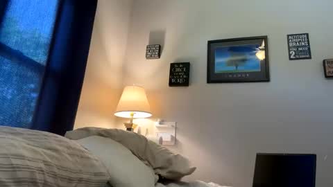 ironwolf523968 online show from May 2026 01:49:02 PM