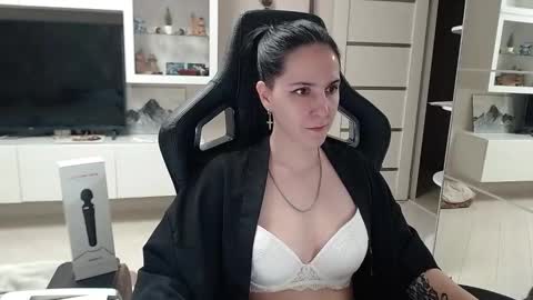 Irwi Tomboy online show from December 2024 11:31:02 PM