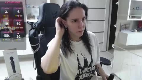 Irwi Tomboy online show from October 2025 09:04:01 PM