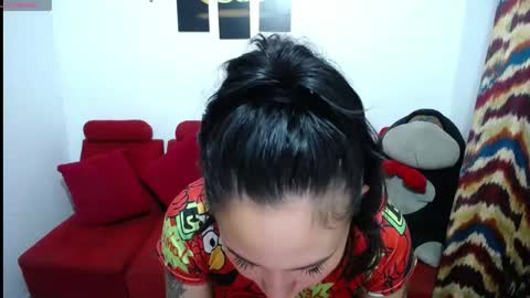 Snapshot of isa_bella___ chatting on May 2026 01:24:01 AM Isa online show from May 2026 01:24:01 AM