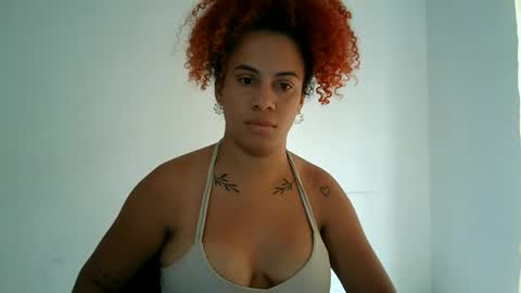 isa_bellaxx23 online show from September 2025 06:40:02 PM