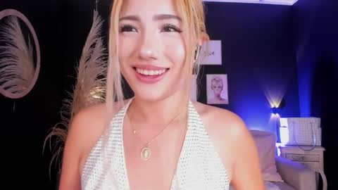 Isa Cortes  online show from May 2026 02:57:01 PM