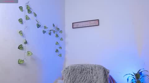 isa_salvatore online show from September 2025 06:40:01 PM