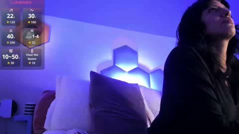 Snapshot of isa_winslow chatting on December 2025 09:11:01 PM Isa online show from December 2025 09:11:01 PM