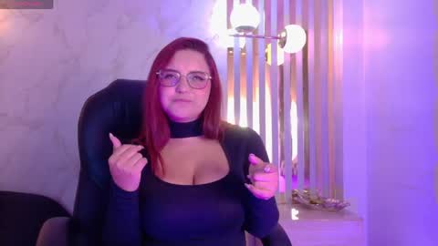 Snapshot of isaa_lopez chatting on April 2026 07:20:01 PM Isa online show from April 2026 07:20:01 PM