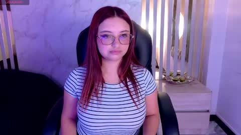 Snapshot of isaa_lopez chatting on April 2026 07:31:01 PM Isa online show from April 2026 07:31:01 PM