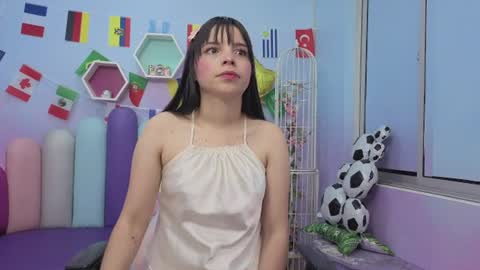 Isaa Skinny  online show from July 2026 03:42:01 AM