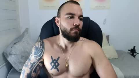 Isaac carter online show from October 2025 11:08:02 AM