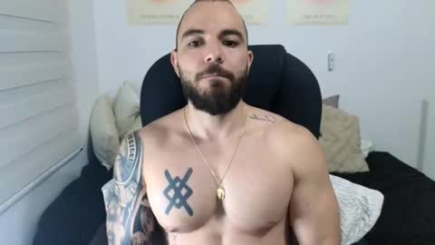 Isaac carter online show from October 2025 11:00:01 AM