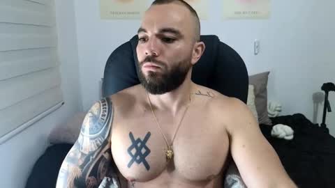 Isaac carter online show from November 2025 11:09:02 AM