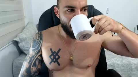 Isaac carter online show from April 2026 10:05:01 AM