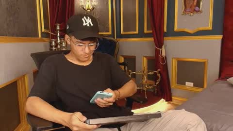 isaac_grimm online show from January 2026 03:19:02 AM