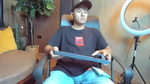 isaac_grimm online show from February 2026 03:11:01 AM