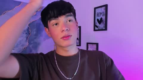 Isaac Kurtt online show from December 2025 08:06:01 PM