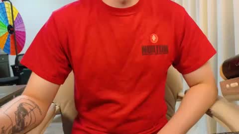 Snapshot of isaac_sheffield chatting on June 2026 04:25:01 AM isaac online show from June 2026 04:25:01 AM