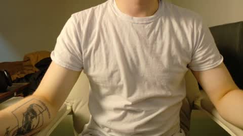 Snapshot of isaac_sheffield chatting on July 2026 07:35:01 AM isaac online show from July 2026 07:35:01 AM