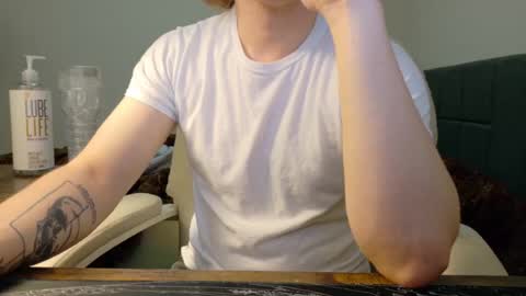 Snapshot of isaac_sheffield chatting on July 2026 08:51:01 AM isaac online show from July 2026 08:51:01 AM