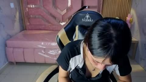isabeau_s online show from June 2026 12:50:02 PM