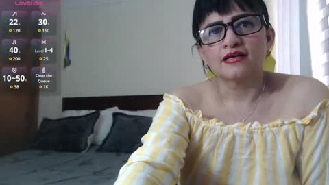 Snapshot of isabeel_sofia01 chatting on January 2025 07:29:02 PM Isabeel Sofia online show from January 2025 07:29:02 PM