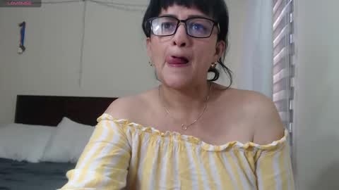 Snapshot of isabeel_sofia01 chatting on March 2025 10:16:01 PM Isabeel Sofia online show from March 2025 10:16:01 PM