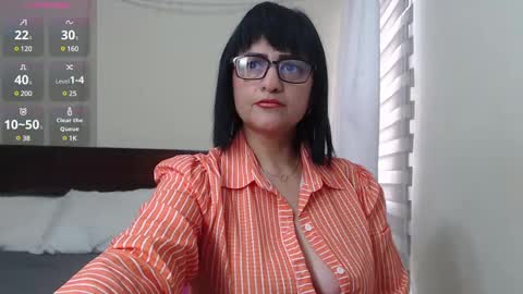 Snapshot of isabeel_sofia01 chatting on March 2025 08:00:01 PM Isabeel Sofia online show from March 2025 08:00:01 PM