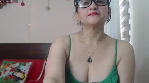 Snapshot of isabeel_sofia01 chatting on October 2025 05:03:01 PM Isabeel Sofia online show from October 2025 05:03:01 PM