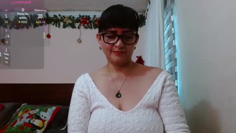 Snapshot of isabeel_sofia01 chatting on November 2025 12:04:02 PM Isabeel Sofia online show from November 2025 12:04:02 PM